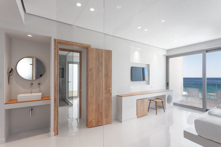 Room 7 of 55