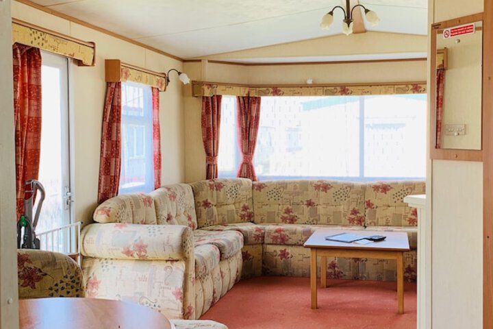 Room 14 of 23