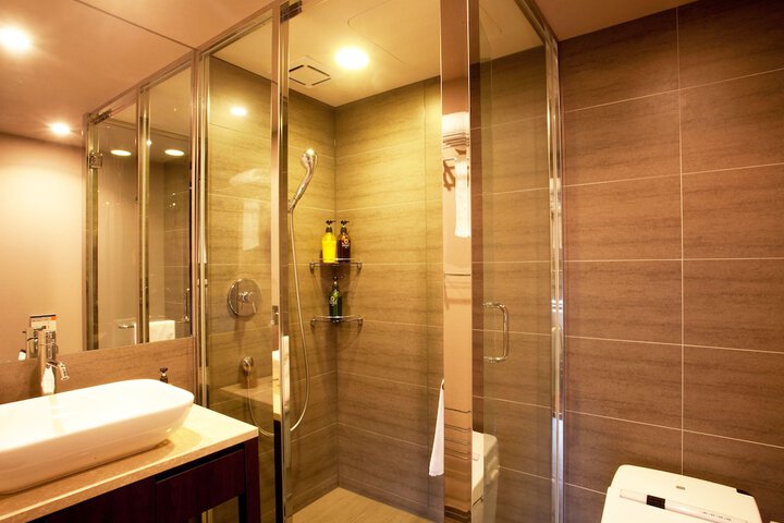Bath Interior