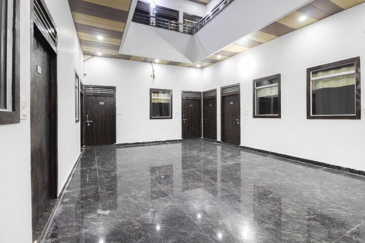 Hotel O ENROUTE TAJ