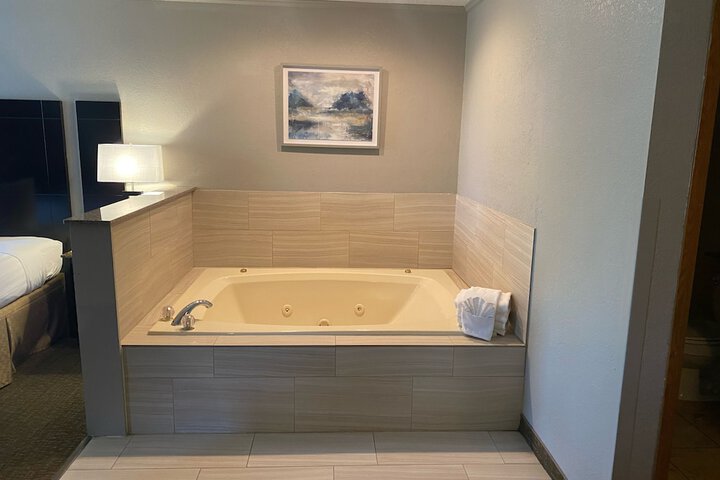 Traditional King Bed (2 of 3)