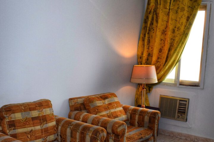 Room 21 of 42