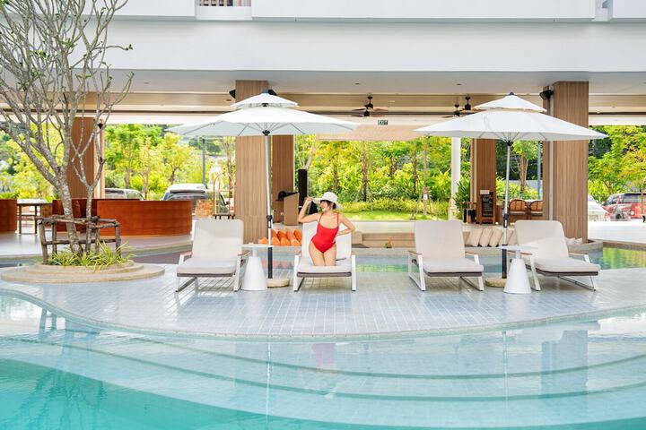 Pool 57 of 133