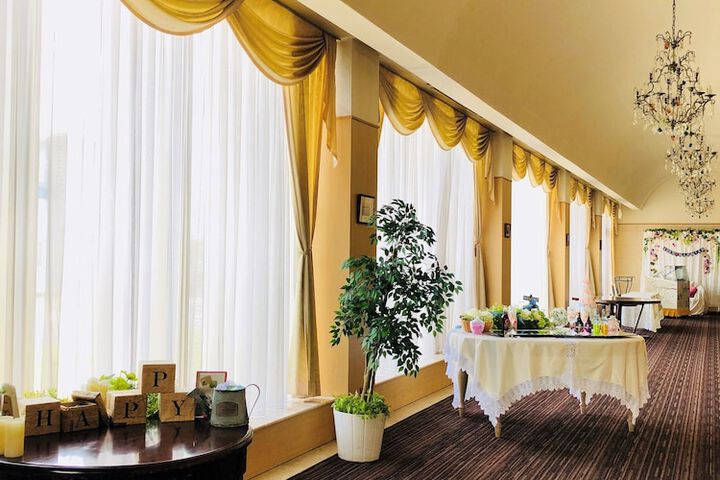 Banquet hall