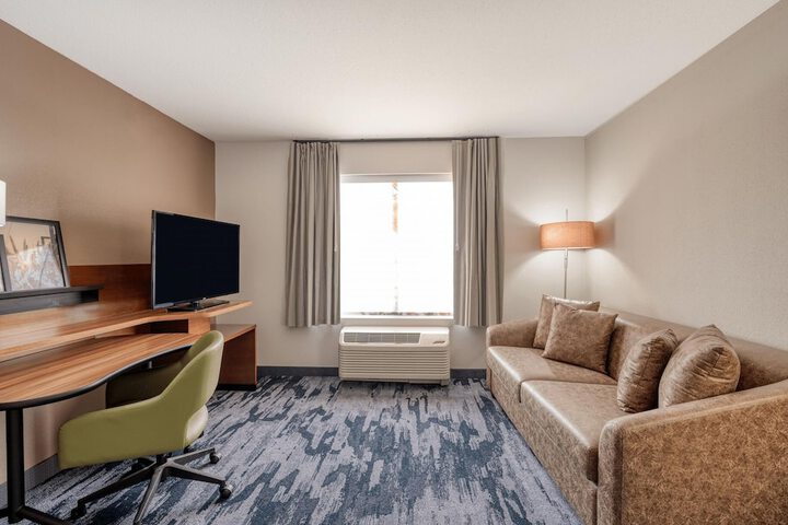 Room 19 of 50