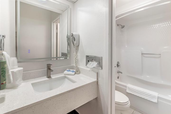 Clean Restrooms