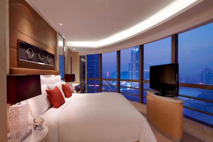 Room 8 of 55