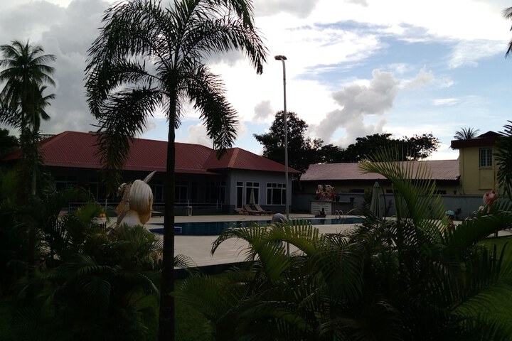 Pool 23 of 61