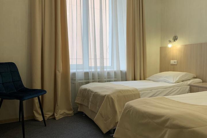 Room 27 of 62