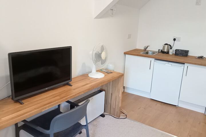 Room 10 of 24