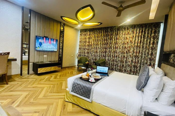 Room 39 of 77