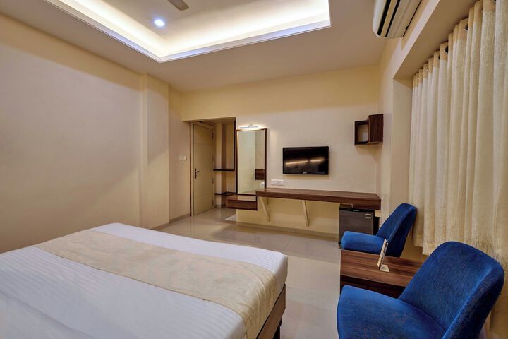 Room 25 of 54
