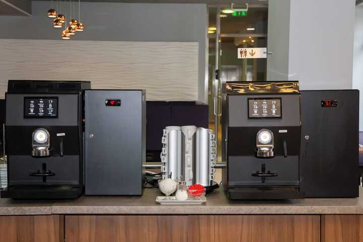 Breakfast/Coffee Service 79 of 138