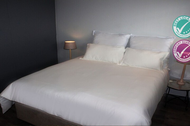 Room 33 of 50