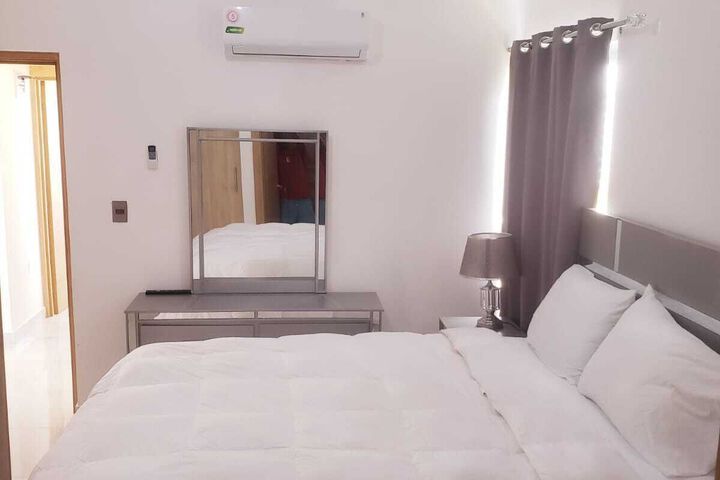 Room 76 of 86