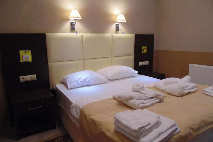 Room 15 of 52