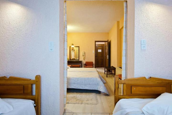 Room 15 of 39