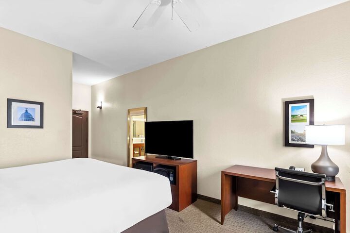 Room 12 of 54