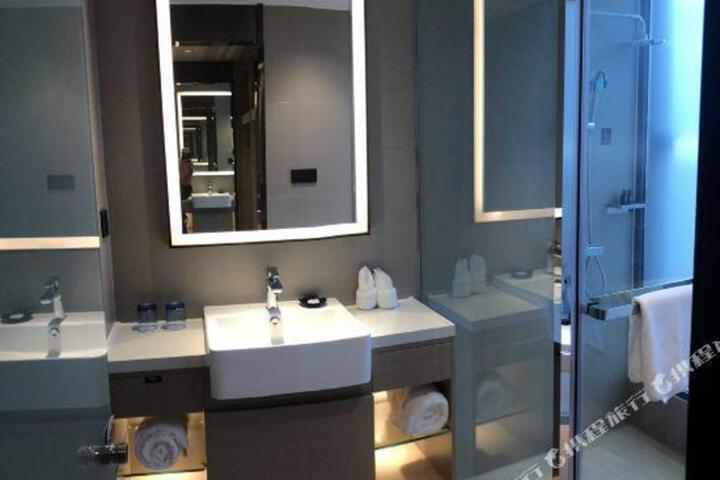 Houke Smart Hotel