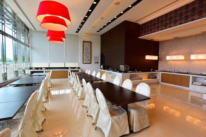 Food court