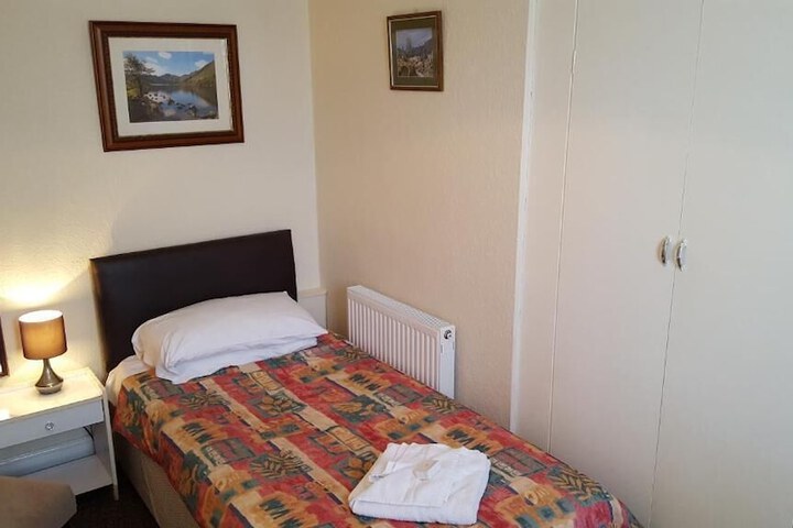 Room 30 of 61