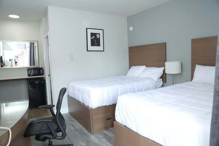 Room 17 of 36