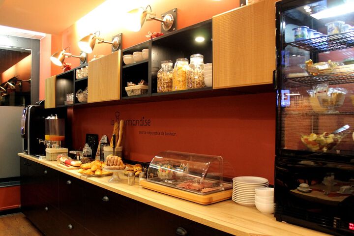 Breakfast/Coffee Service 92 of 112