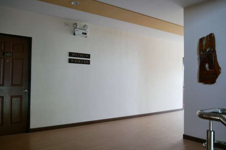 Ballroom/Hall 28 of 31