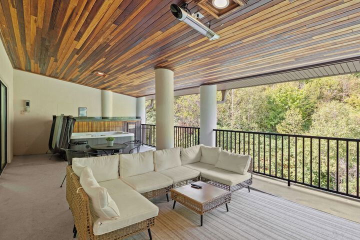 Terrace/Patio 45 of 126