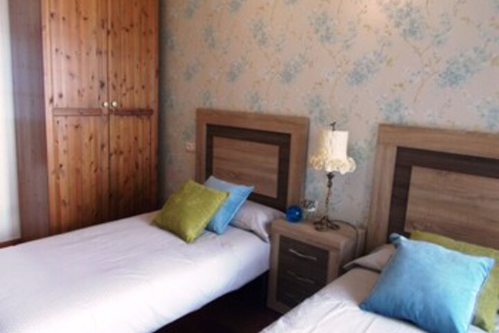 Room 19 of 25