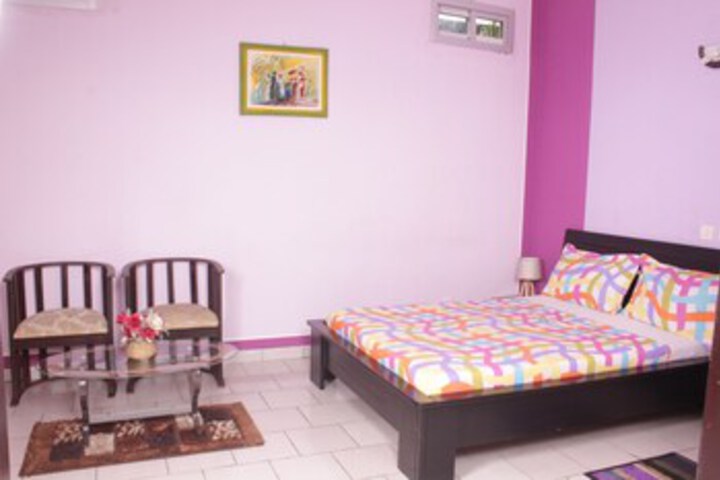 Room 21 of 38