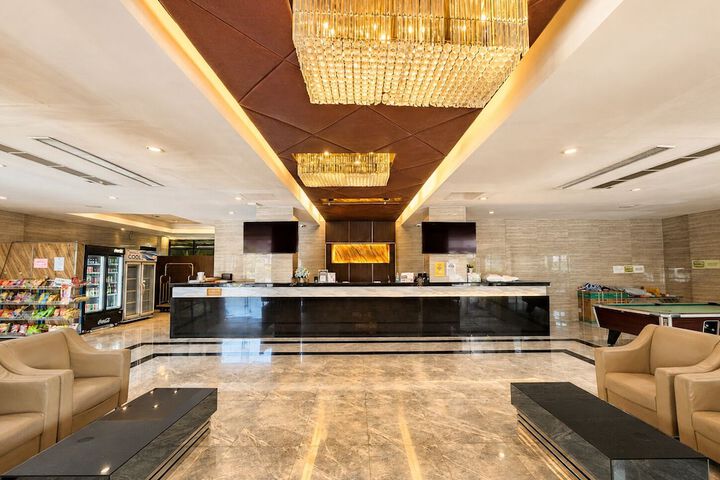 Guest Lobby