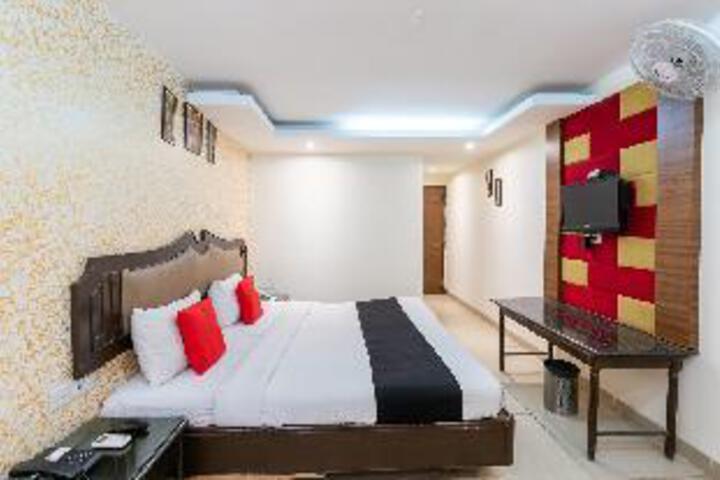 Capital O 26351 Hotel Classic Residency