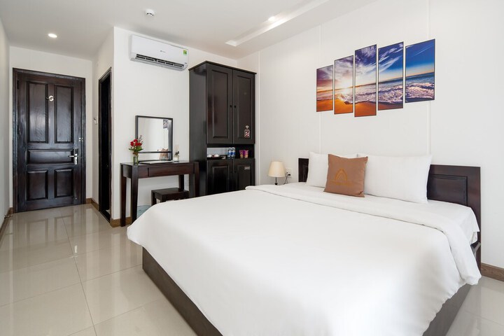 Room 14 of 45