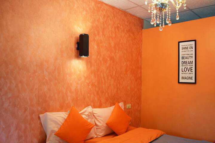 Room 15 of 36
