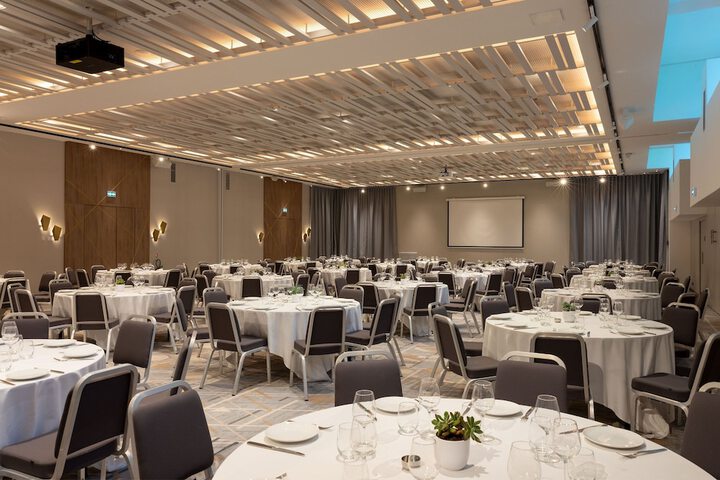 Ballroom/Hall 46 of 60