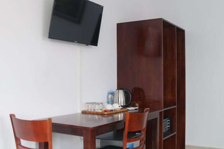 Room 17 of 79