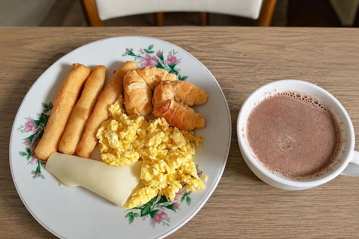Breakfast/Coffee Service 55 of 69