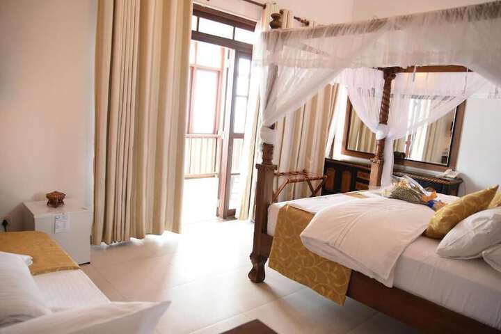 Hotel Interior 102 of 175