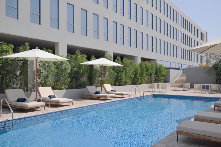 Hotel with Pool