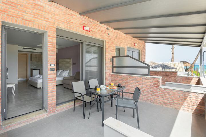 Terrace/Patio 57 of 88