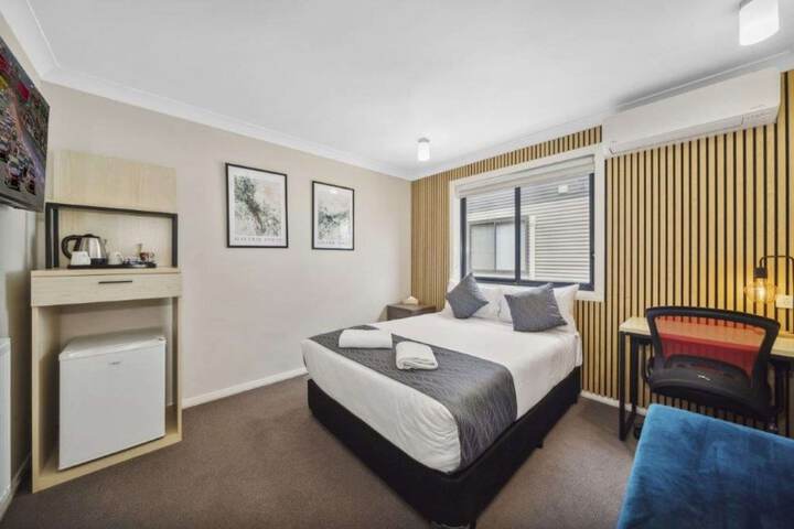 Room 63 of 104
