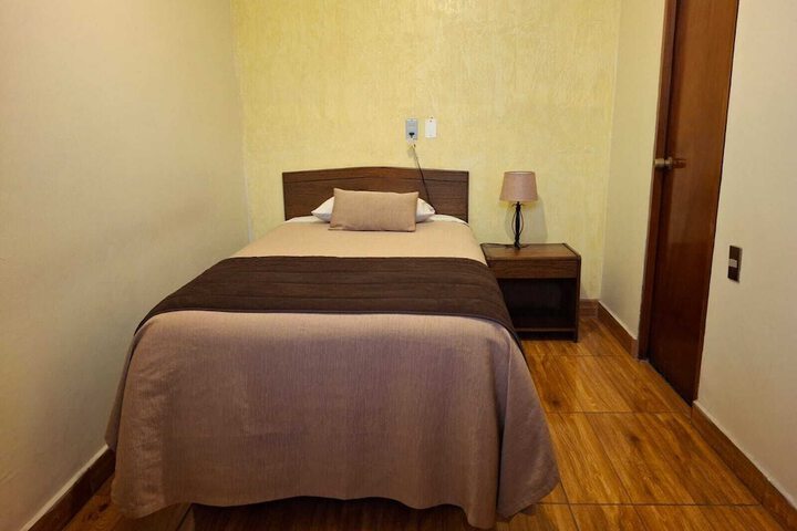 Room 5 of 23