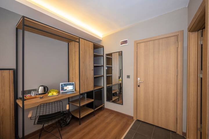 Room 31 of 88