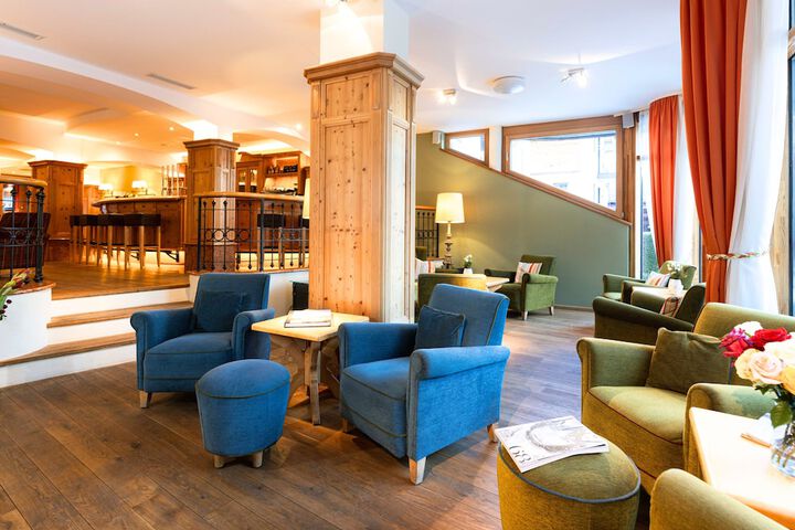 Guest Lobby
