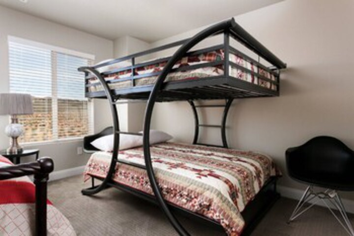Room 36 of 39