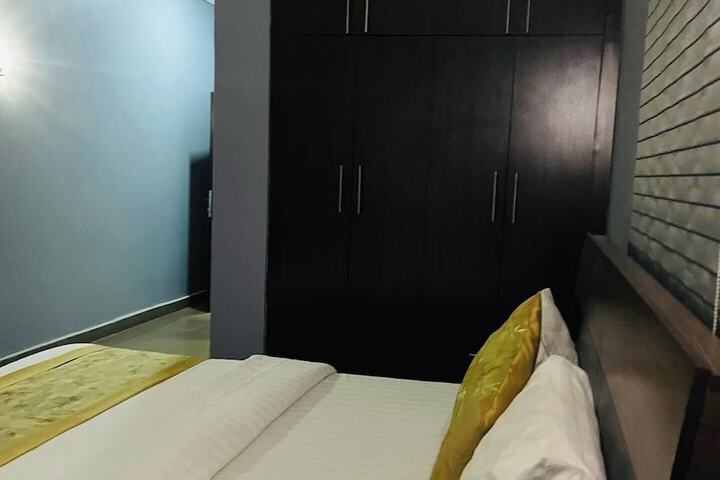 Room 15 of 39