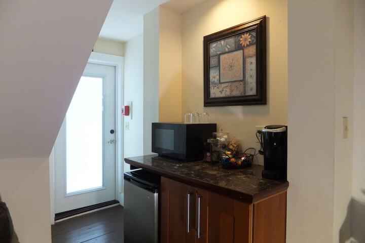 Private kitchenette