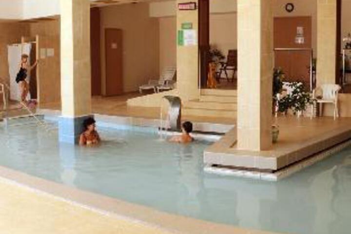 Spa 7 of 23