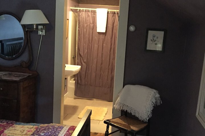 Room 16 of 36